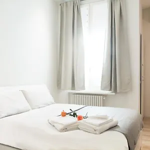 Brisa Apartament Mediolan